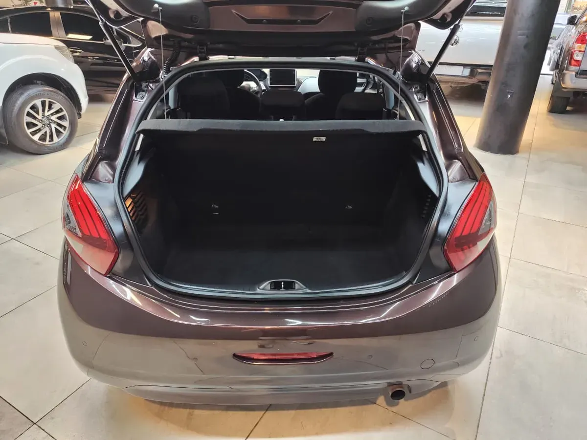 Mirá esta publicación de Peugeot 208