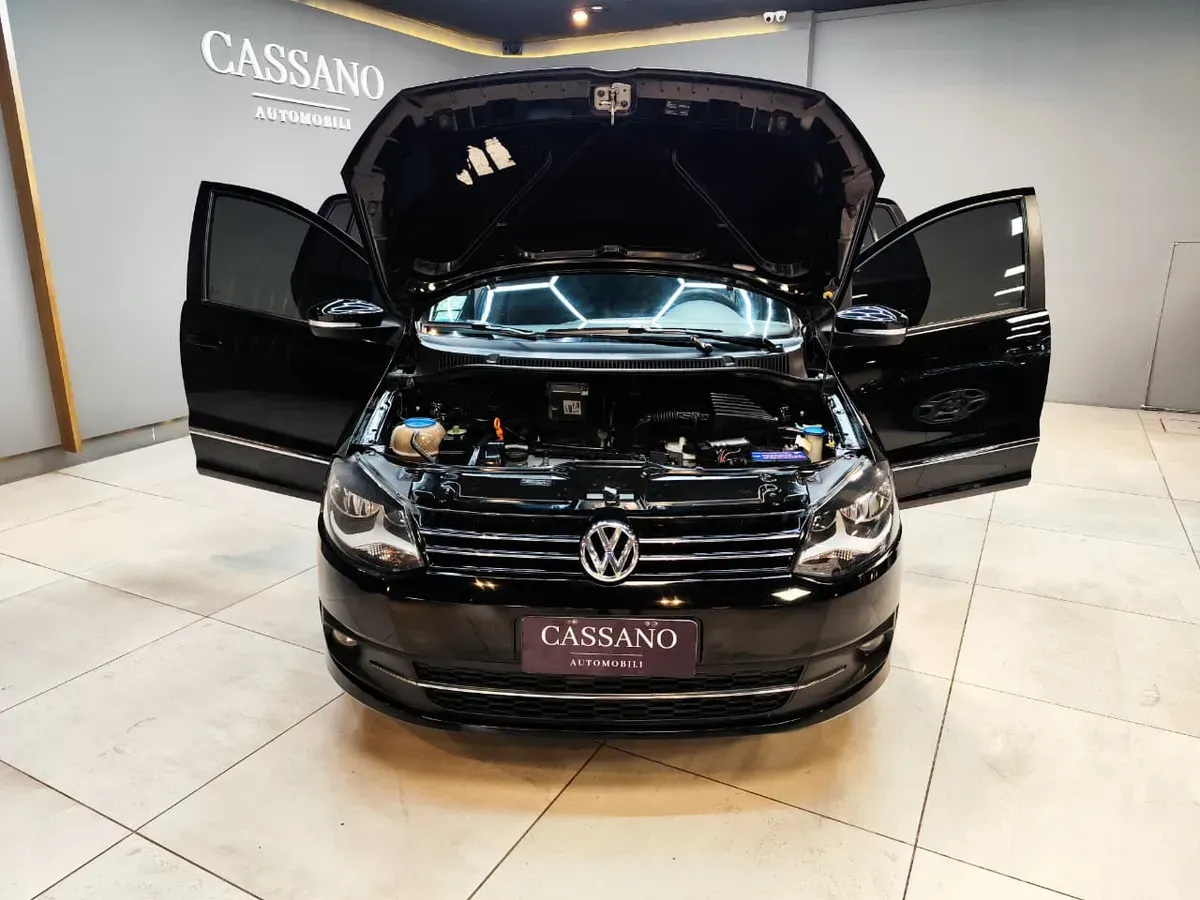 Mira esta publicación de Volkswagen Suran 2013 en Motordil