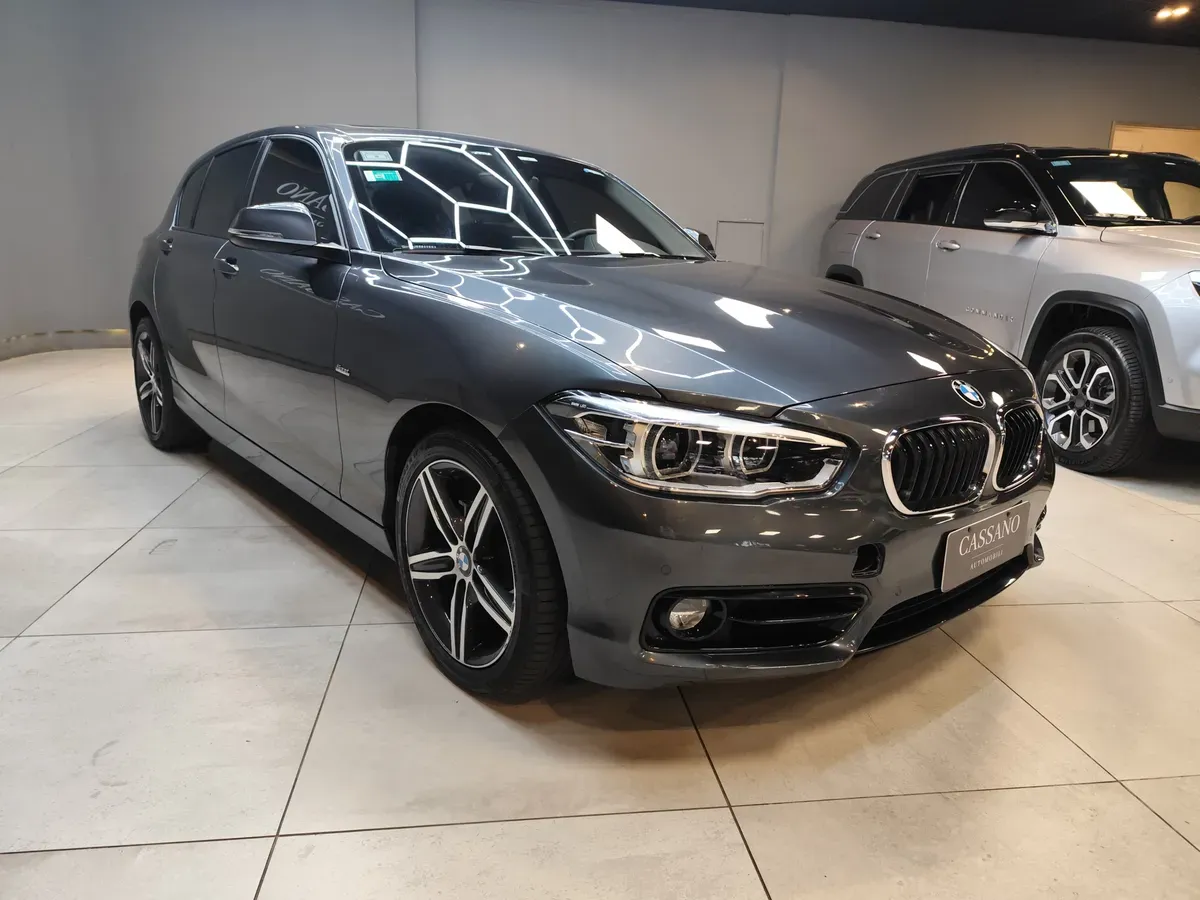 Mira esta publicación de BMW Serie 1 2018 en Motordil