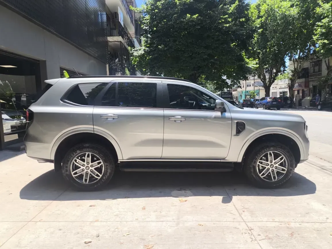 Mira esta publicación de Ford Everest 2025 en Motordil