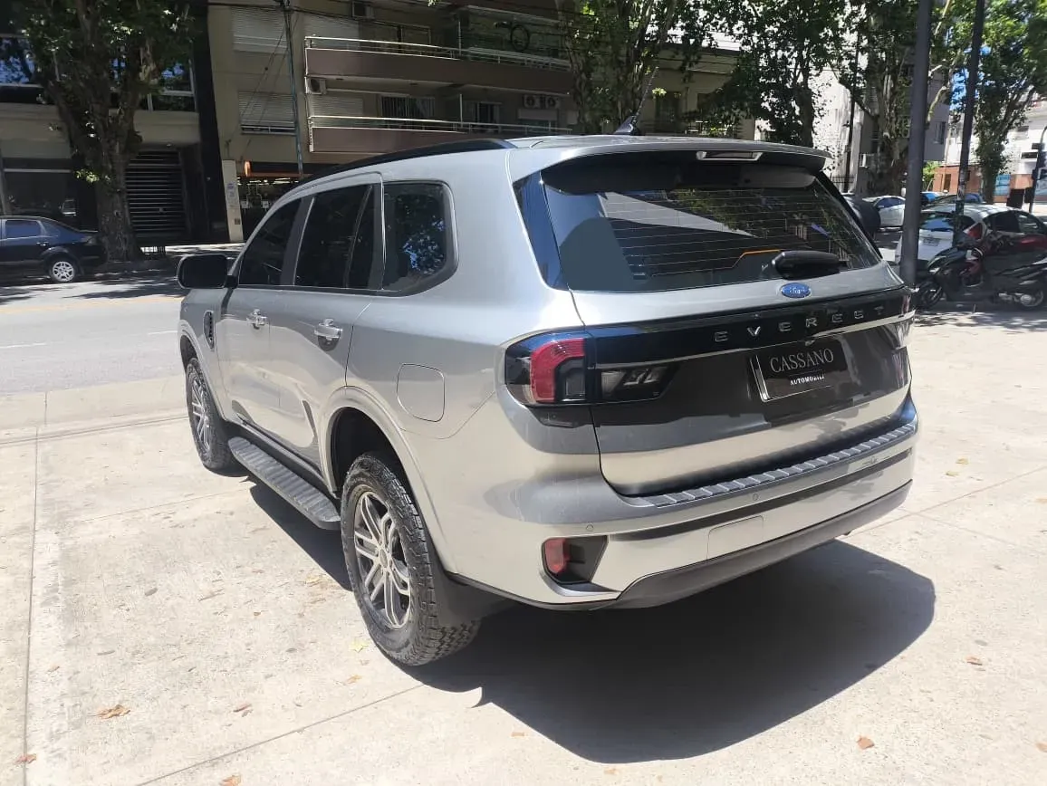 Mira esta publicación de Ford Everest 2025 en Motordil