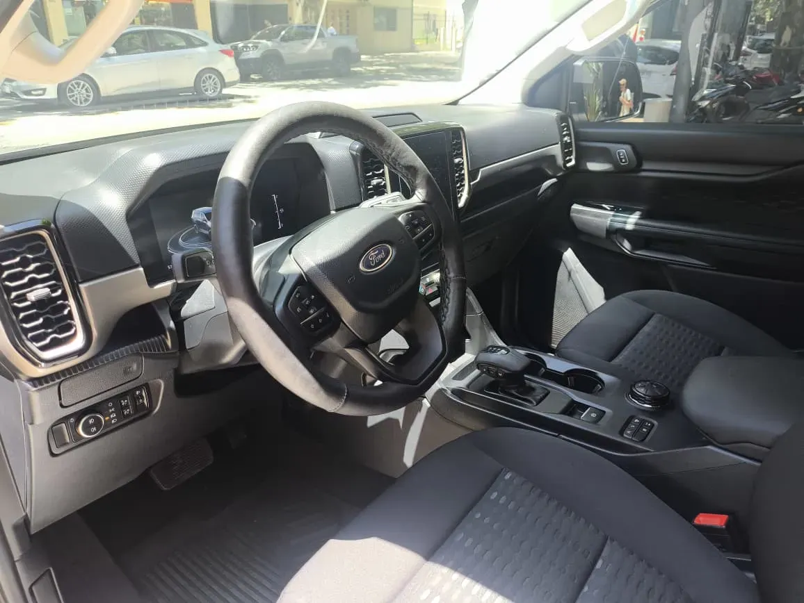 Mira esta publicación de Ford Everest 2025 en Motordil