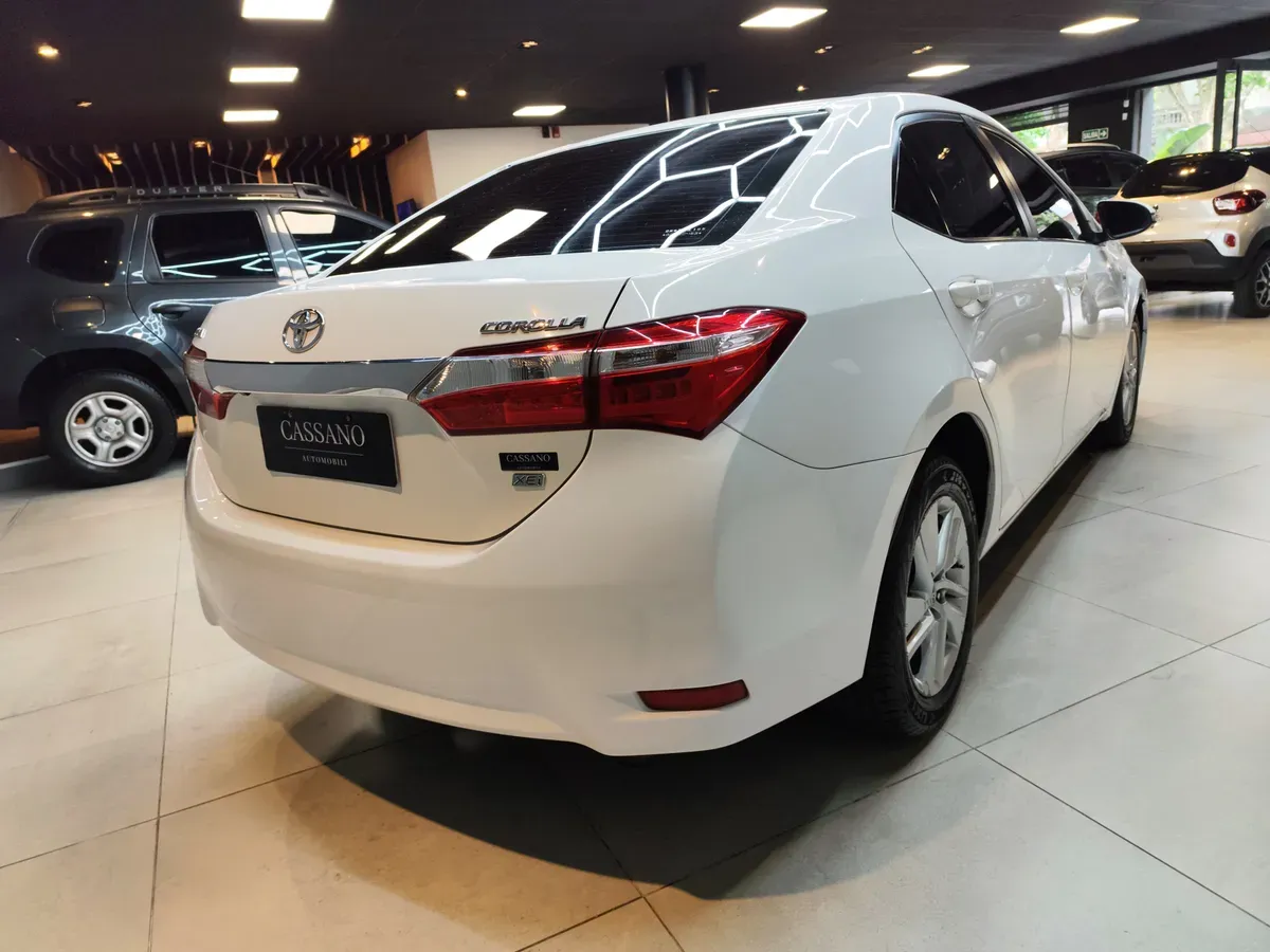 Mira esta publicación de Toyota Corolla 2016 en Motordil