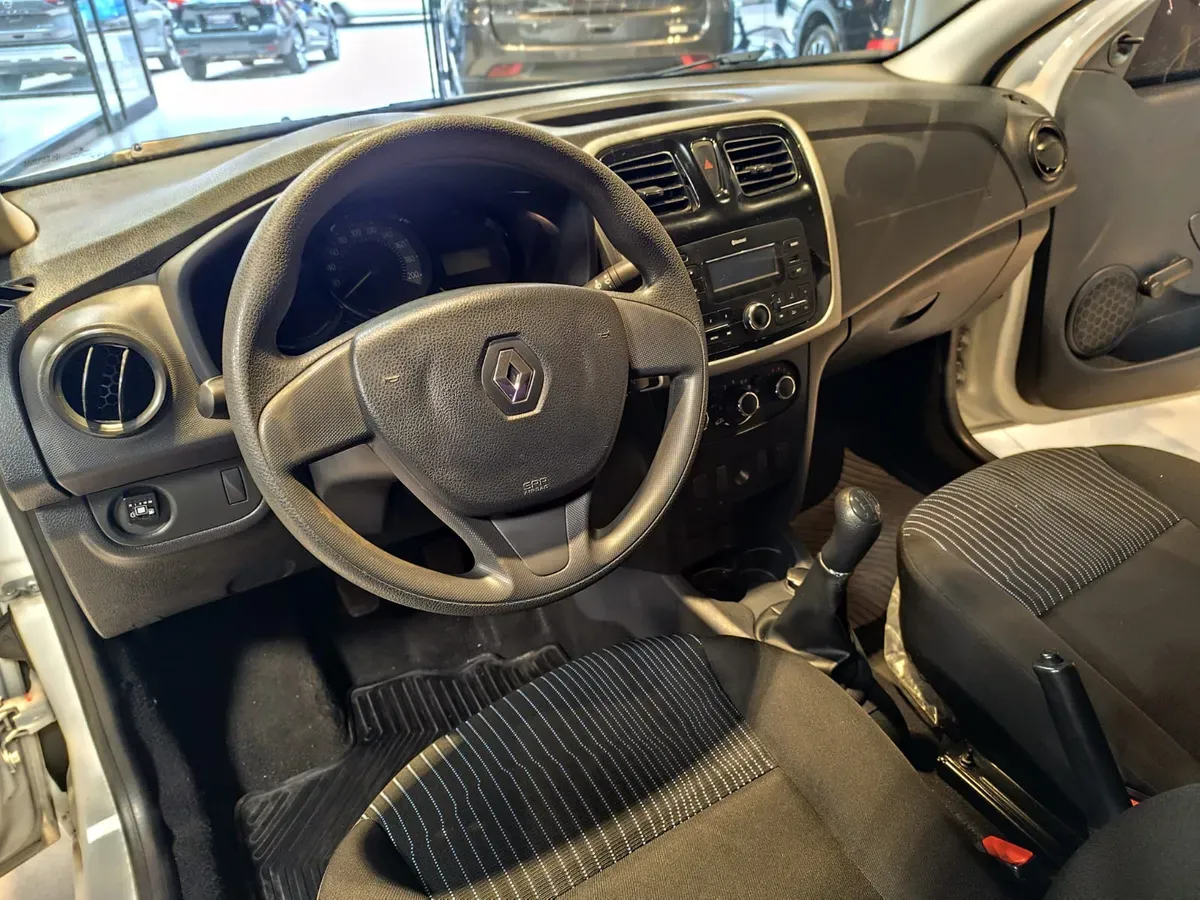 Mira esta publicación de Renault Logan 2019 en Motordil