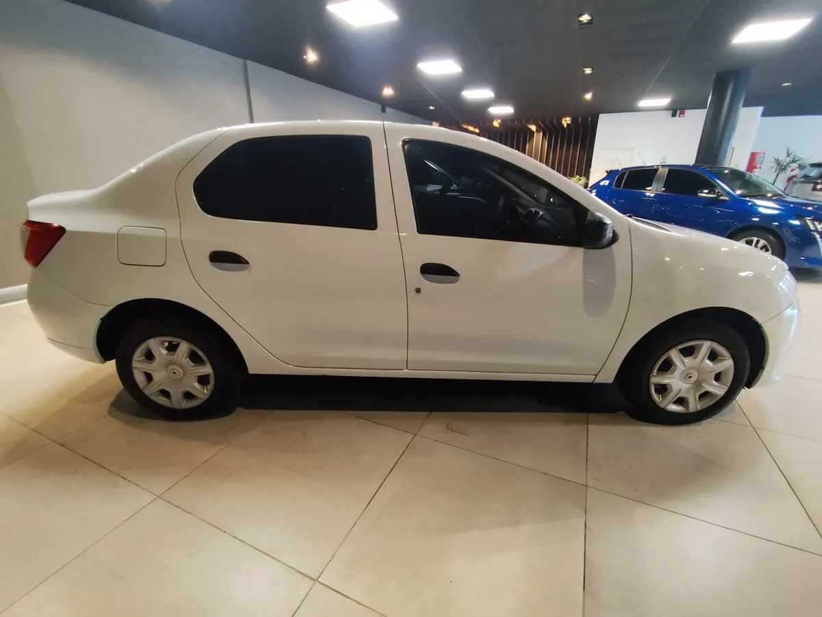 Mira esta publicación de Renault Logan 2019 en Motordil