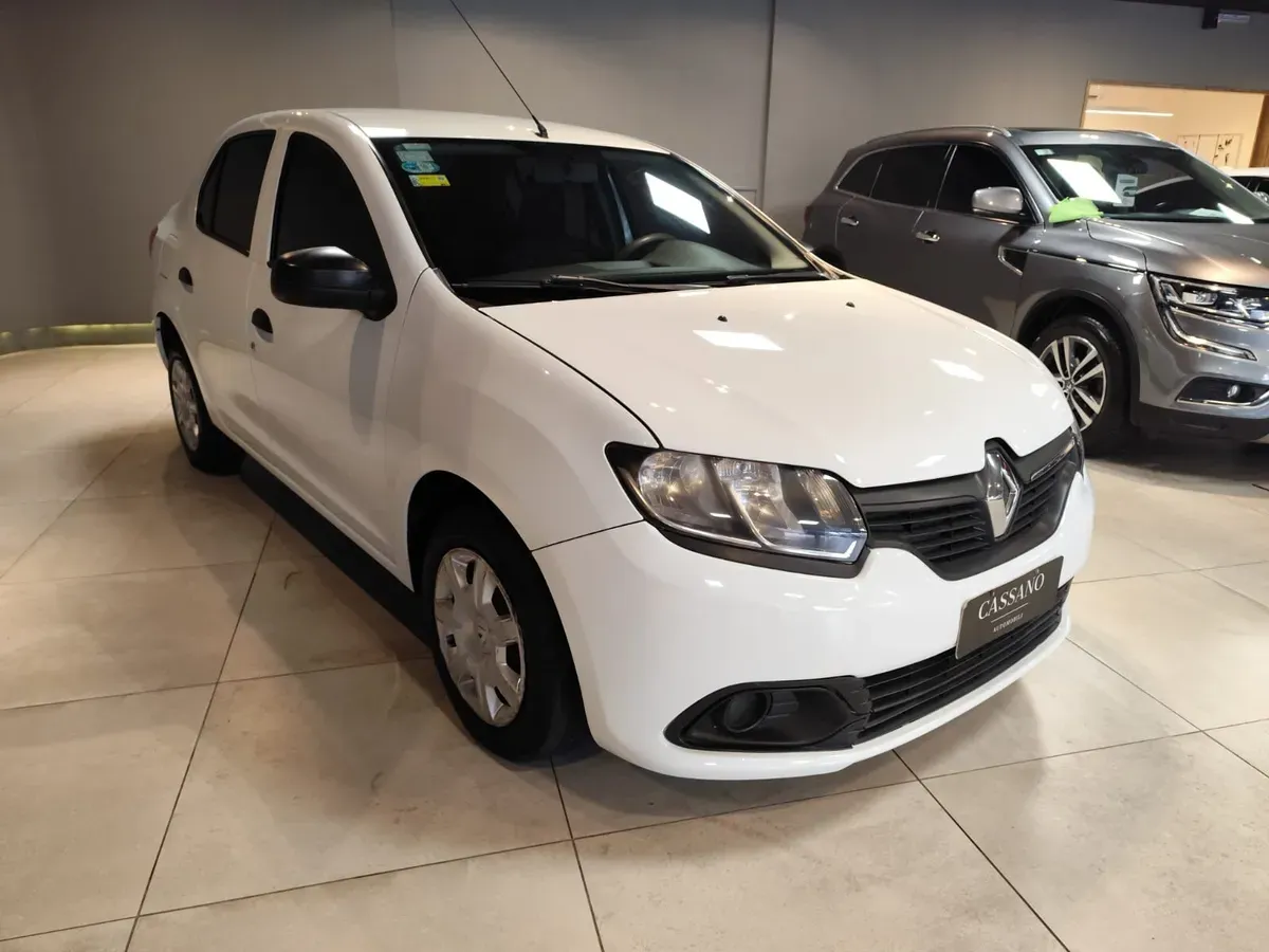 Mira esta publicación de Renault Logan 2019 en Motordil