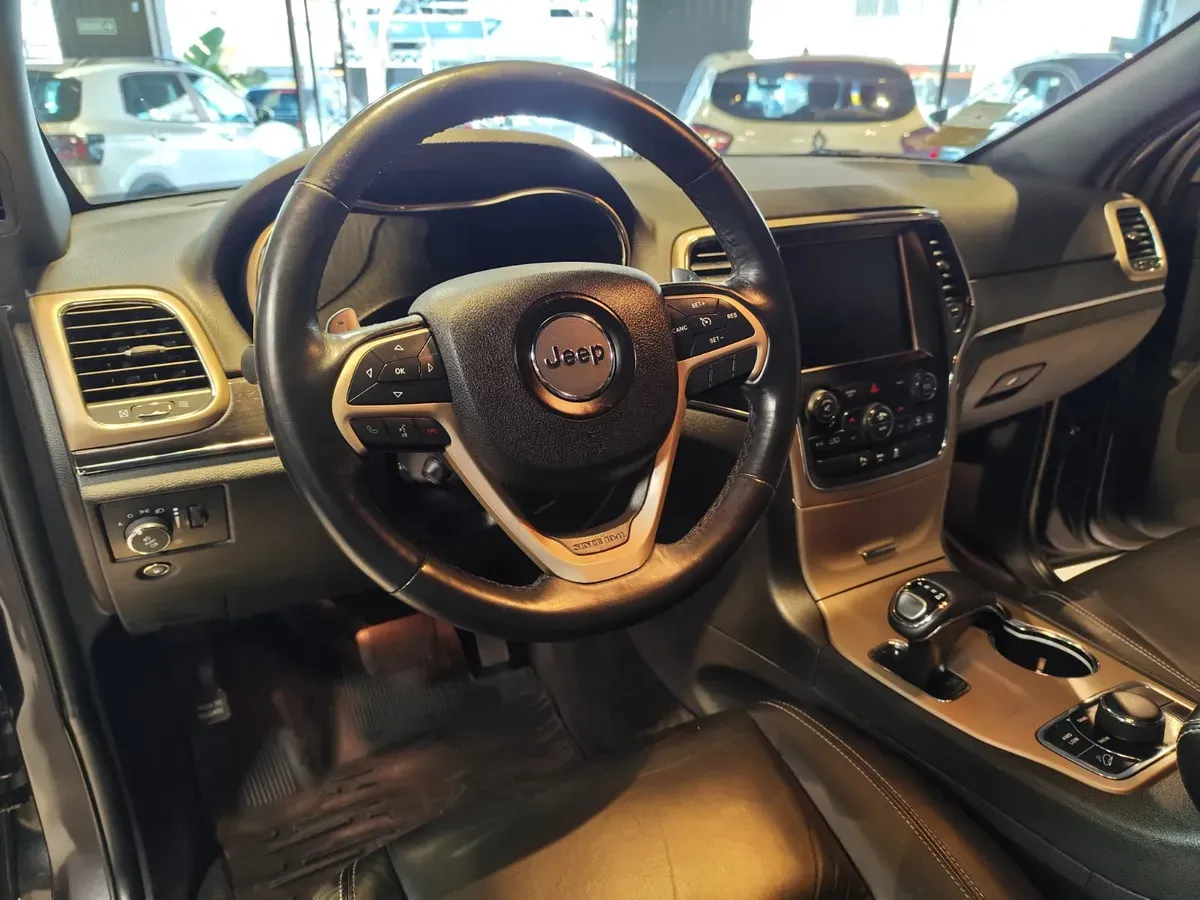 Mirá esta publicación de Jeep Grand Cherokee