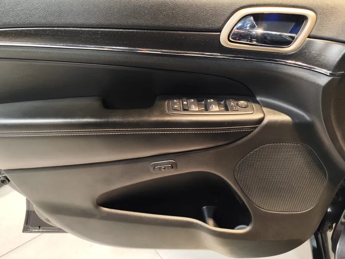 Mirá esta publicación de Jeep Grand Cherokee