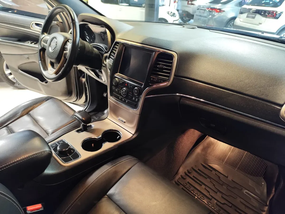 Mirá esta publicación de Jeep Grand Cherokee