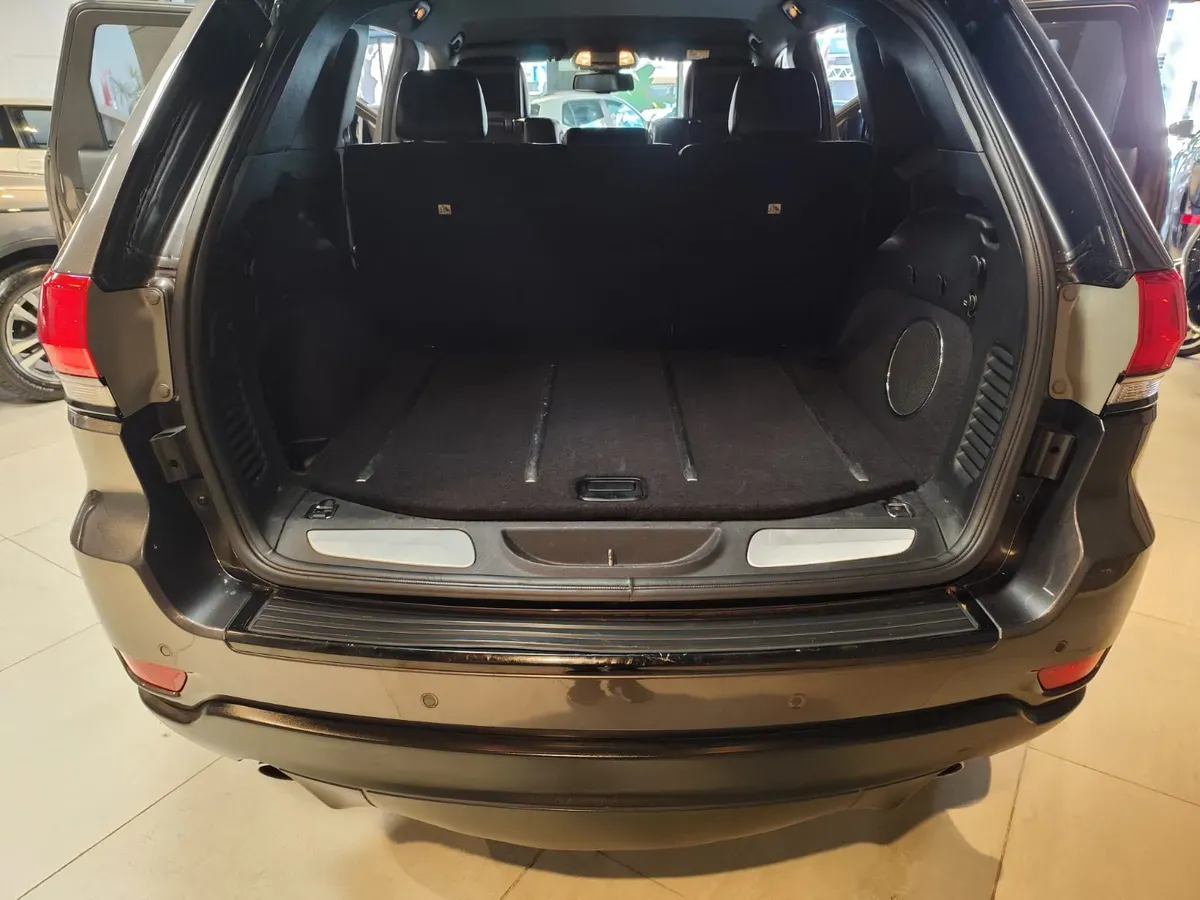 Mirá esta publicación de Jeep Grand Cherokee