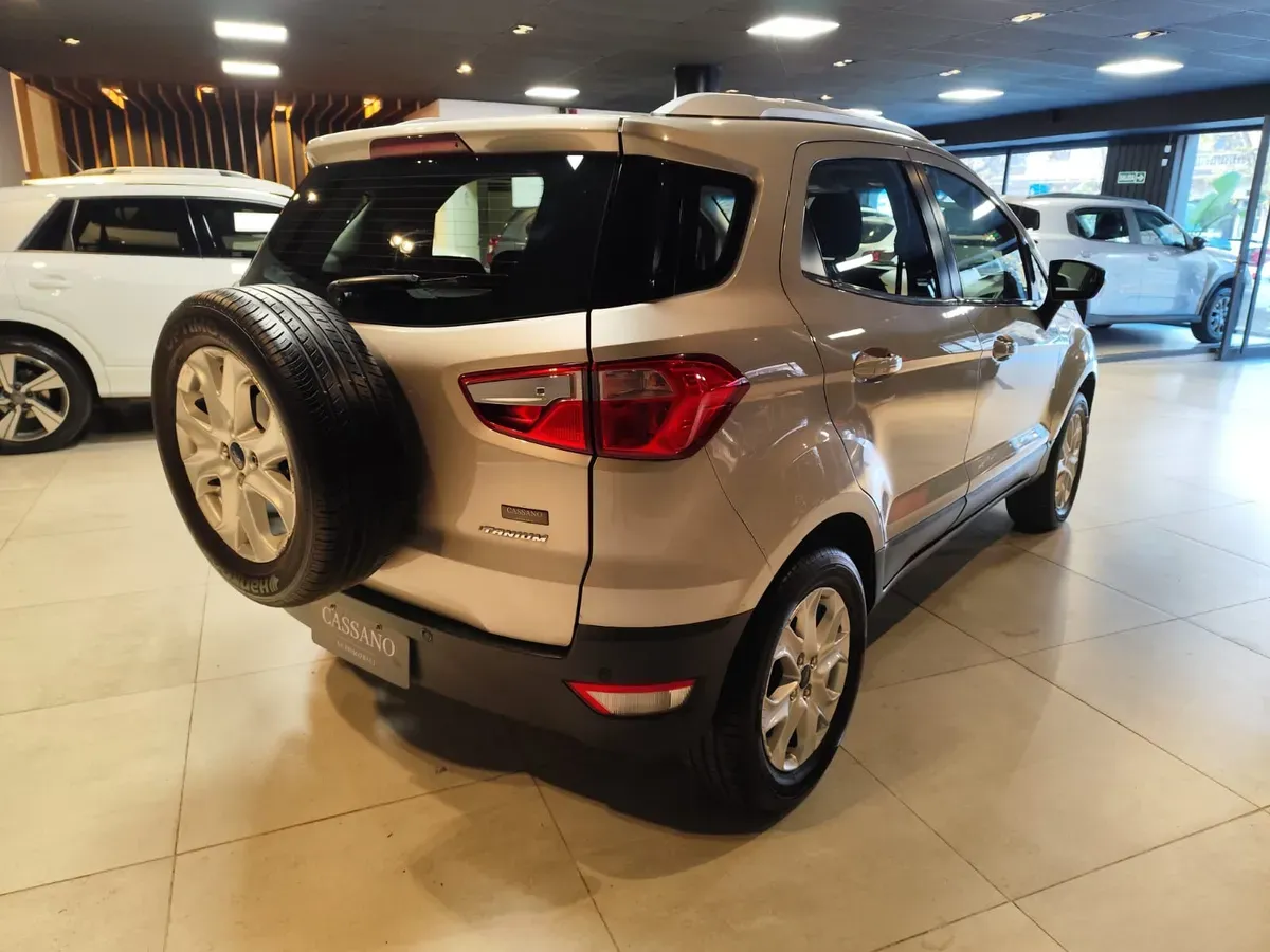 Mira esta publicación de Ford Eco Sport 2017 en Motordil