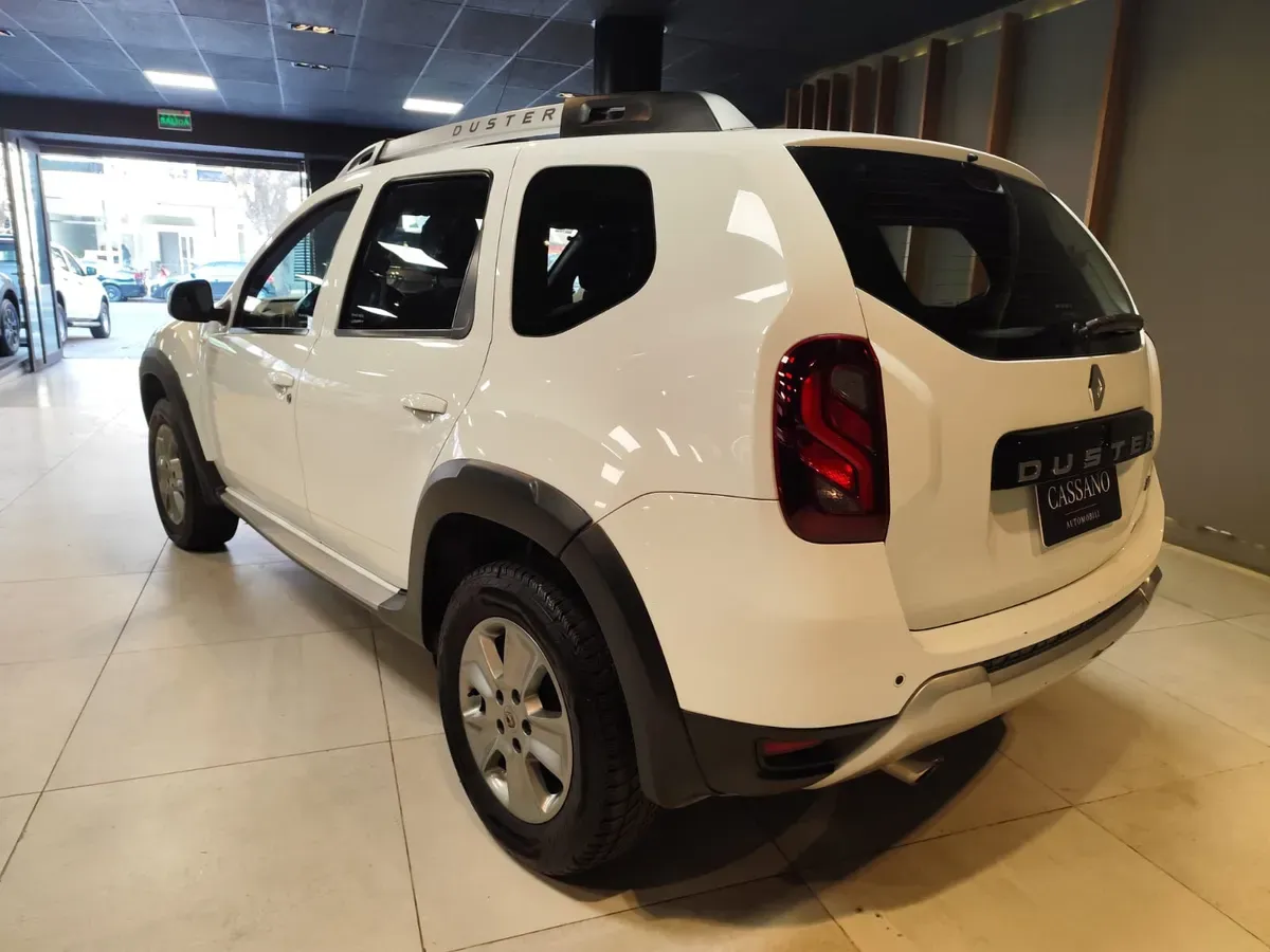 Mira esta publicación de Renault Duster 2017 en Motordil