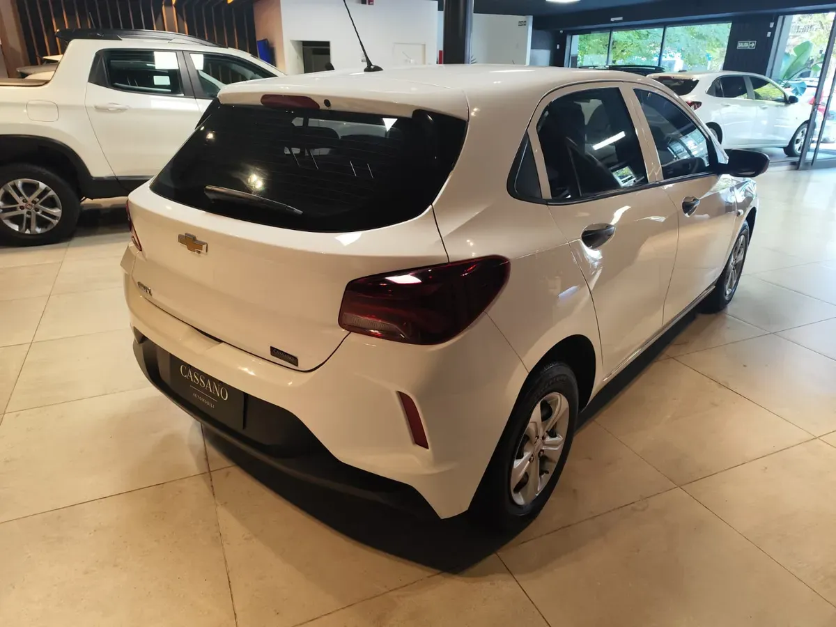 Mira esta publicación de Chevrolet Onix 2021 en Motordil