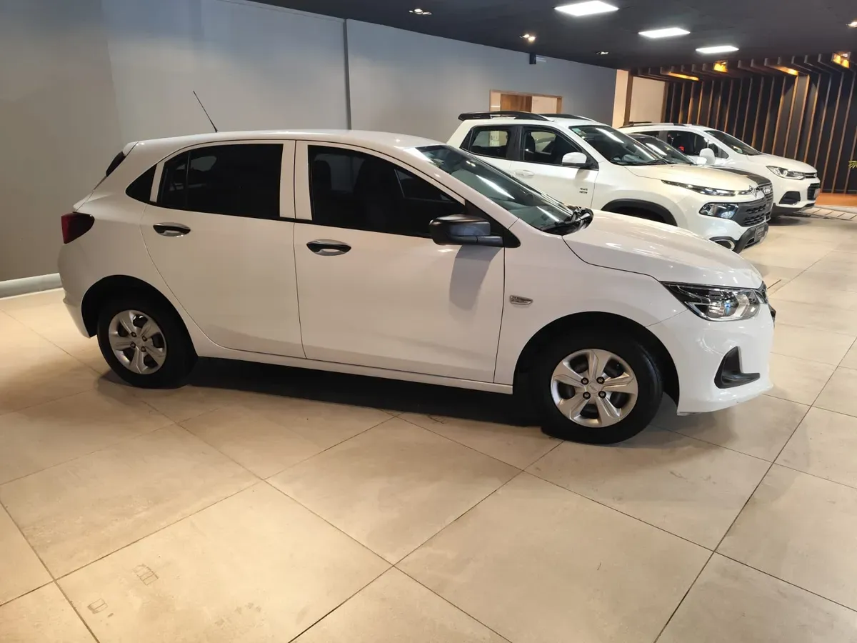 Mira esta publicación de Chevrolet Onix 2021 en Motordil