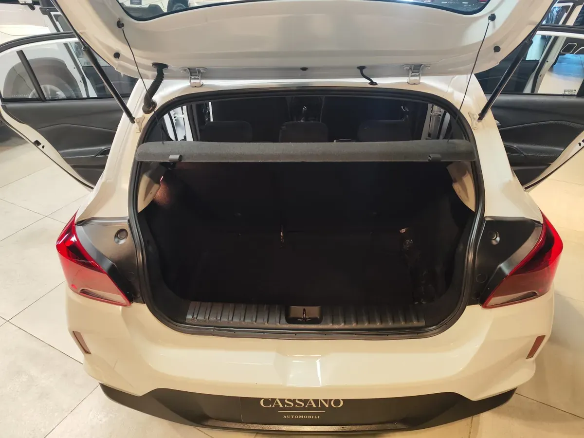 Mira esta publicación de Chevrolet Onix 2021 en Motordil