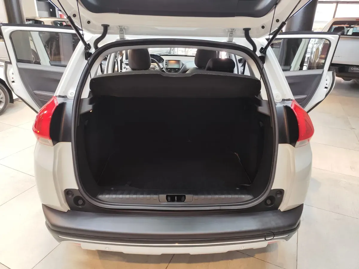 Mira esta publicación de Peugeot 2008 2017 en Motordil