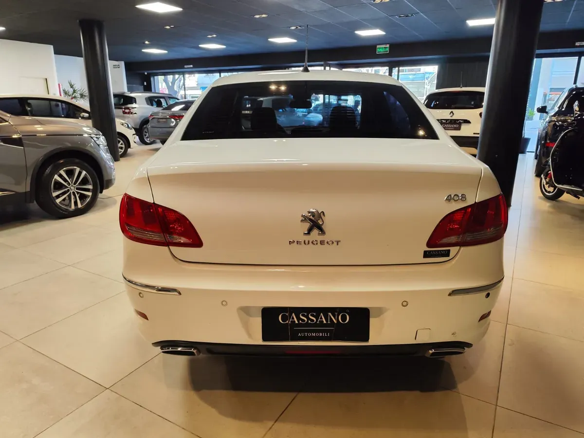 Mira esta publicación de Peugeot 408 2013 en Motordil