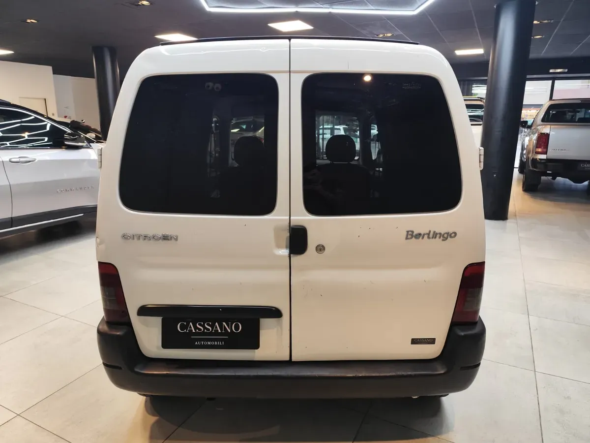 Mira esta publicación de Citroen Berlingo 2015 en Motordil