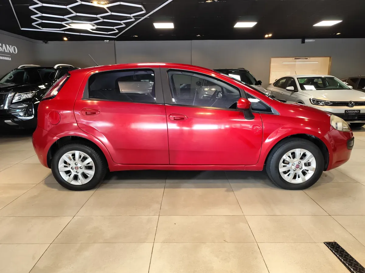 Mira esta publicación de Fiat Punto 2014 en Motordil