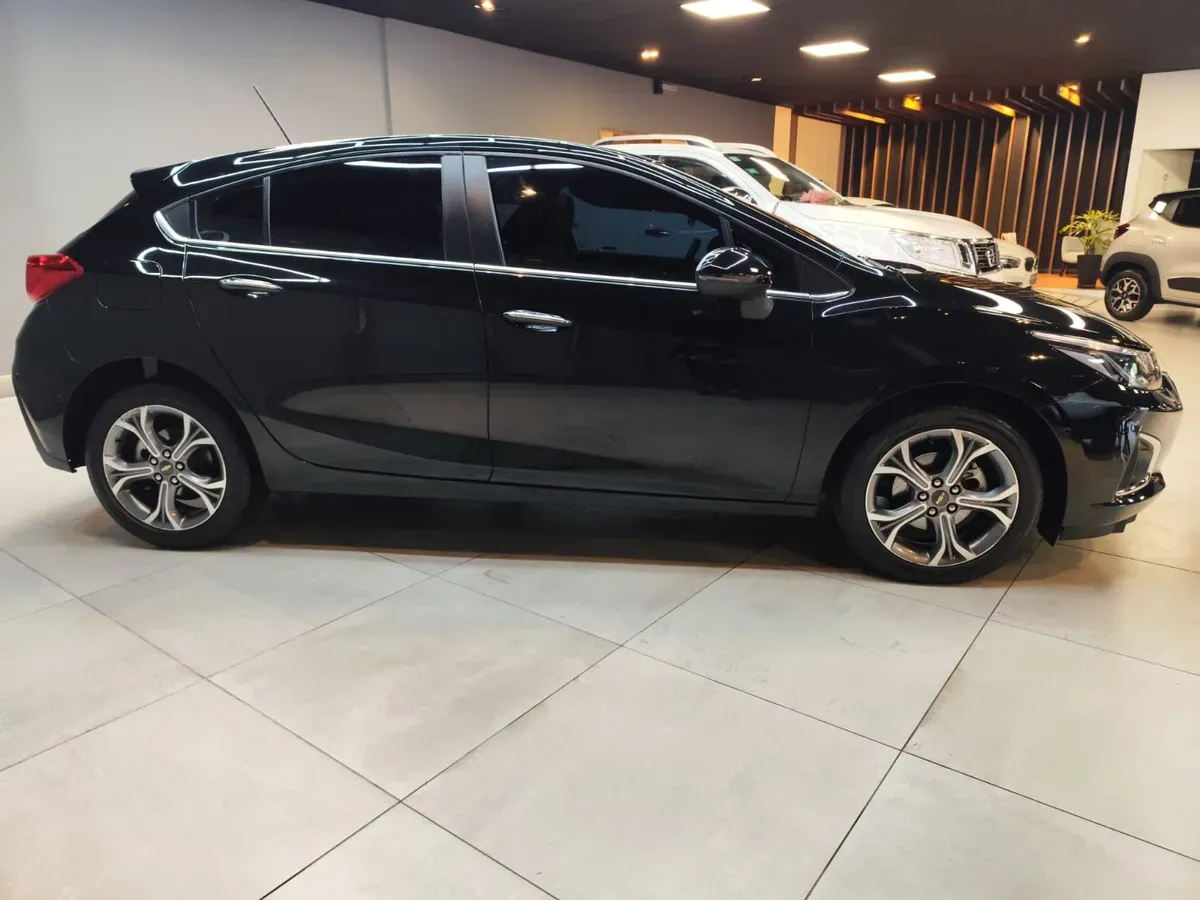 Mira esta publicación de Chevrolet Cruze 2024 en Motordil