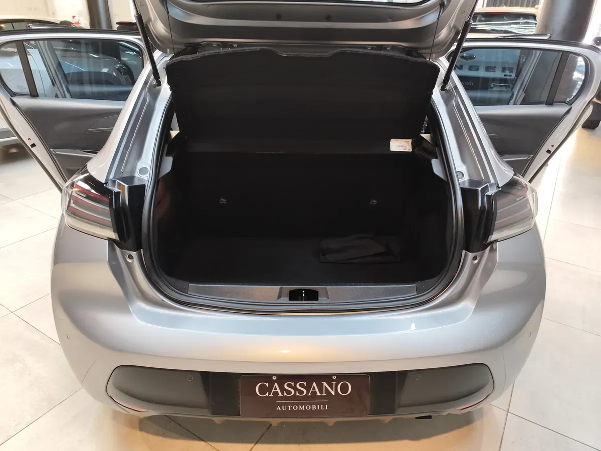 Mira esta publicación de Peugeot 208 2024 en Motordil