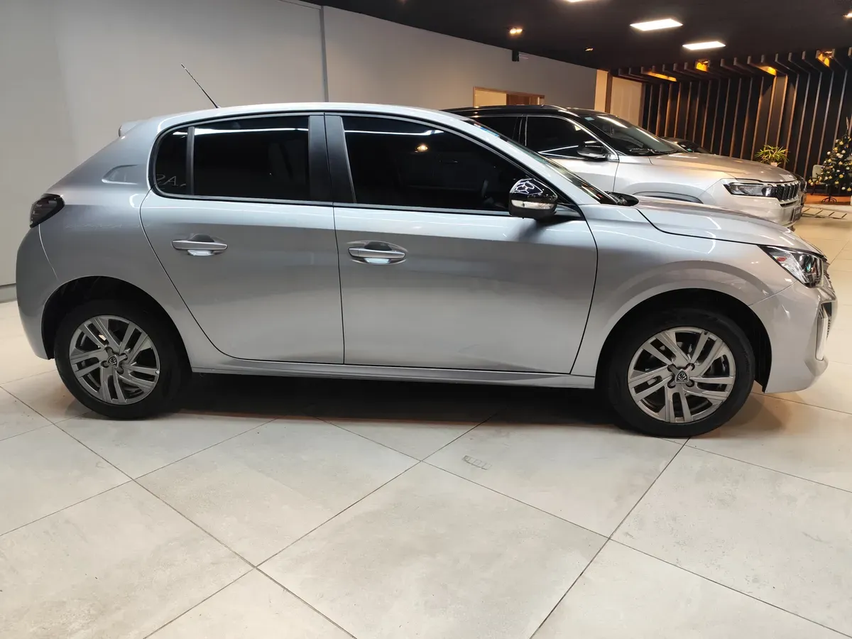 Mira esta publicación de Peugeot 208 2024 en Motordil