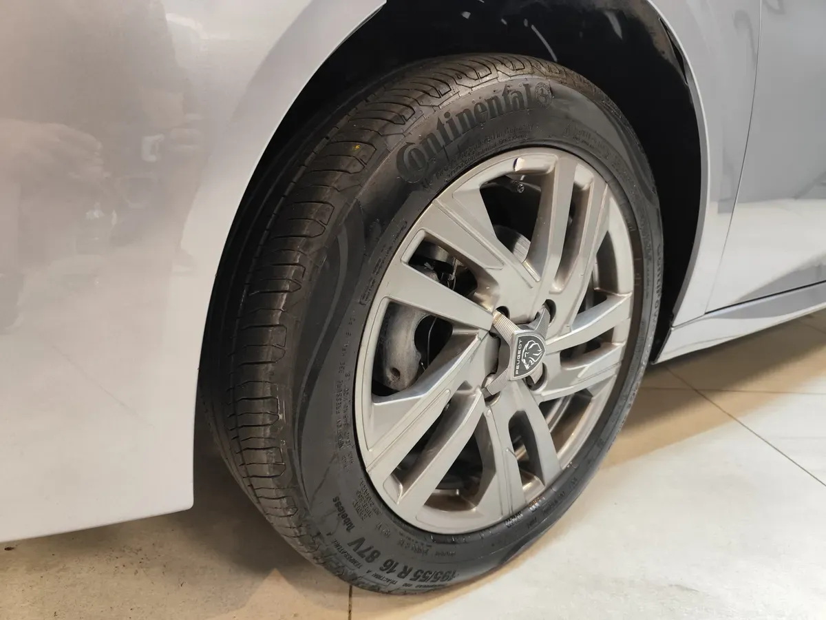 Mirá esta publicación de Peugeot 208