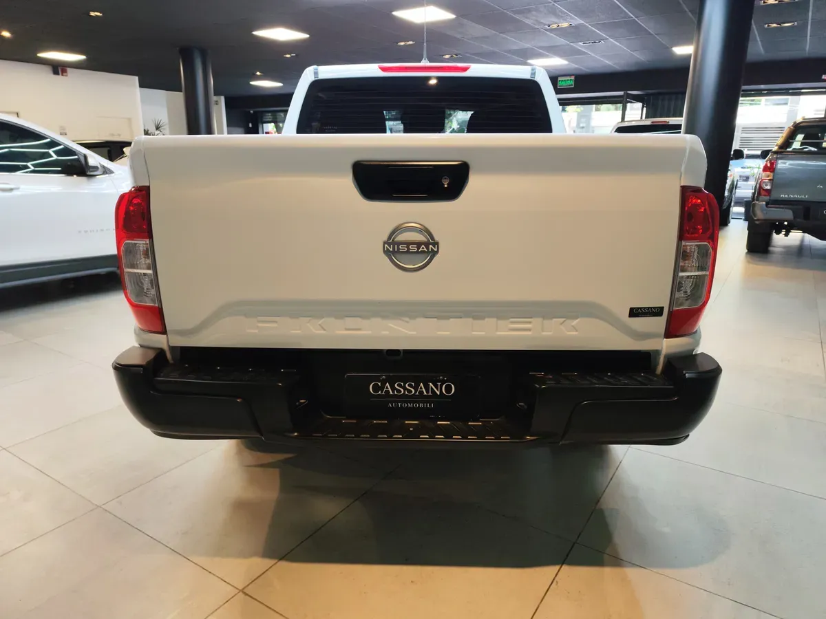 Mira esta publicación de Nissan Frontier 2024 en Motordil