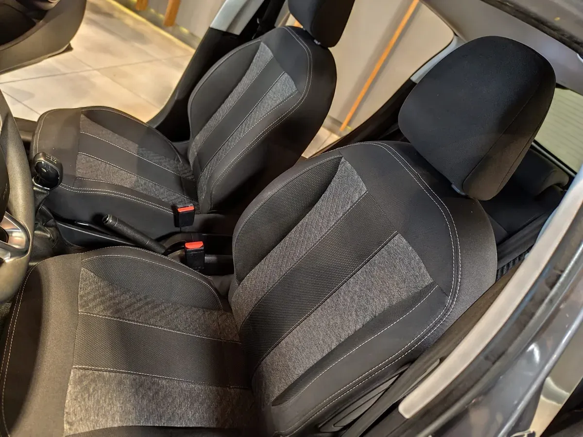 Mira esta publicación de Peugeot 208 2018 en Motordil