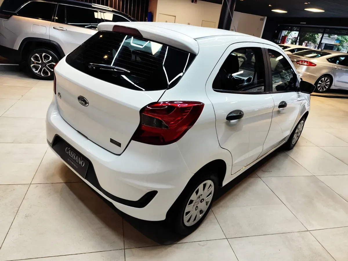 Mira esta publicación de Ford KA 2021 en Motordil
