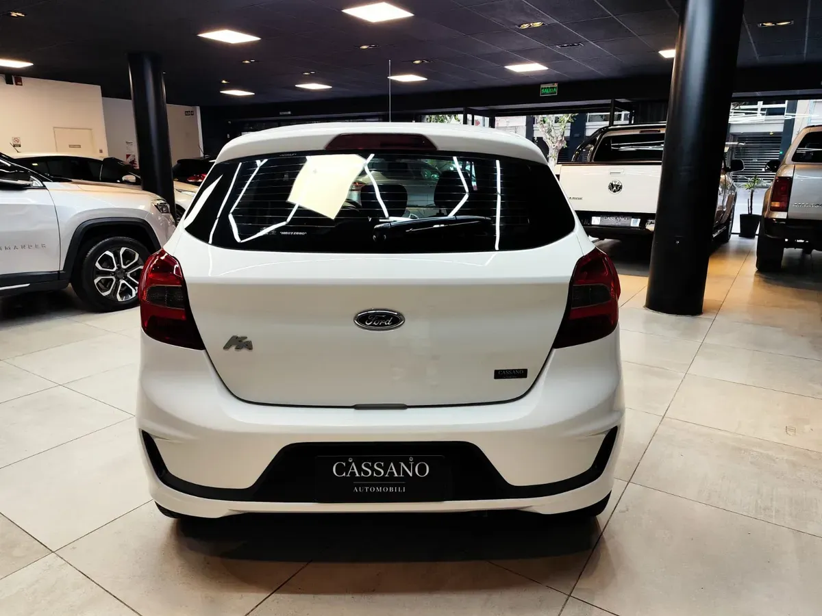 Mira esta publicación de Ford KA 2021 en Motordil