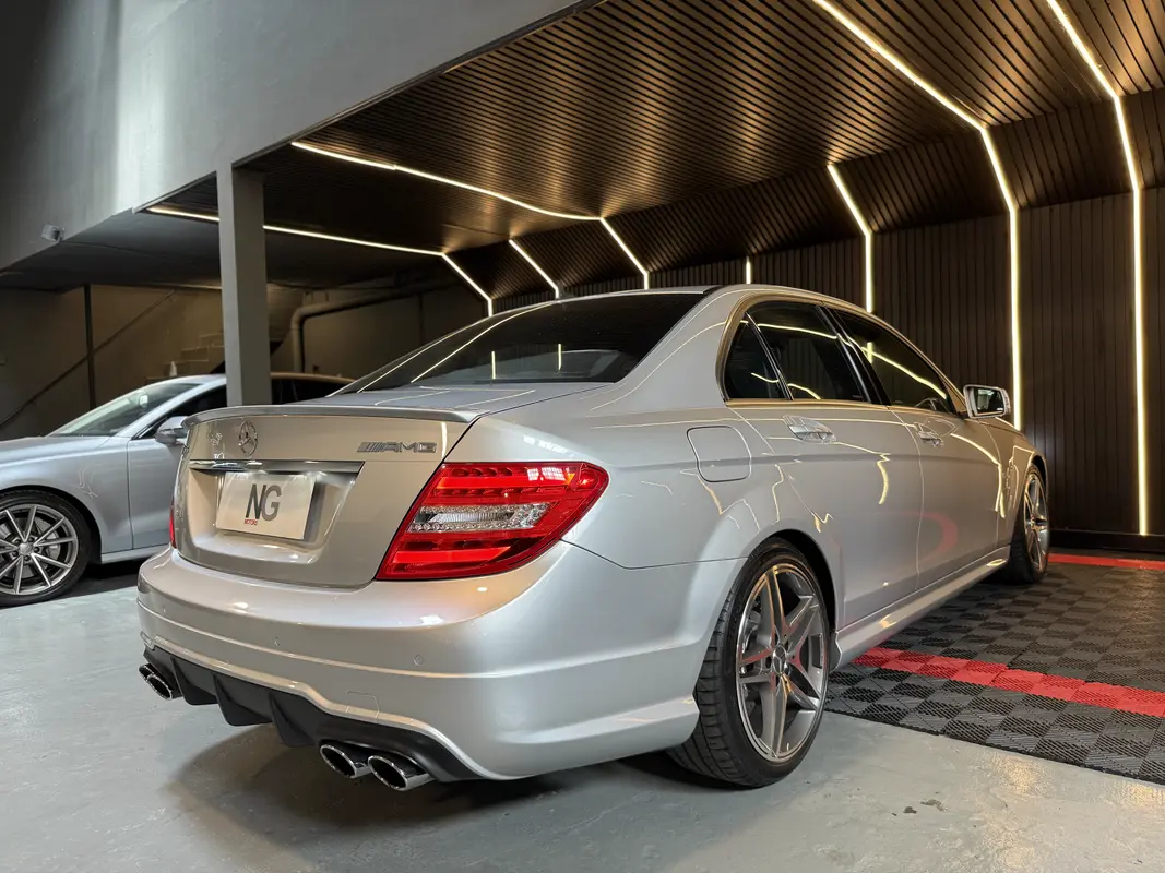 Mira esta publicación de Mercedes Benz Clase C 2013 en Motordil