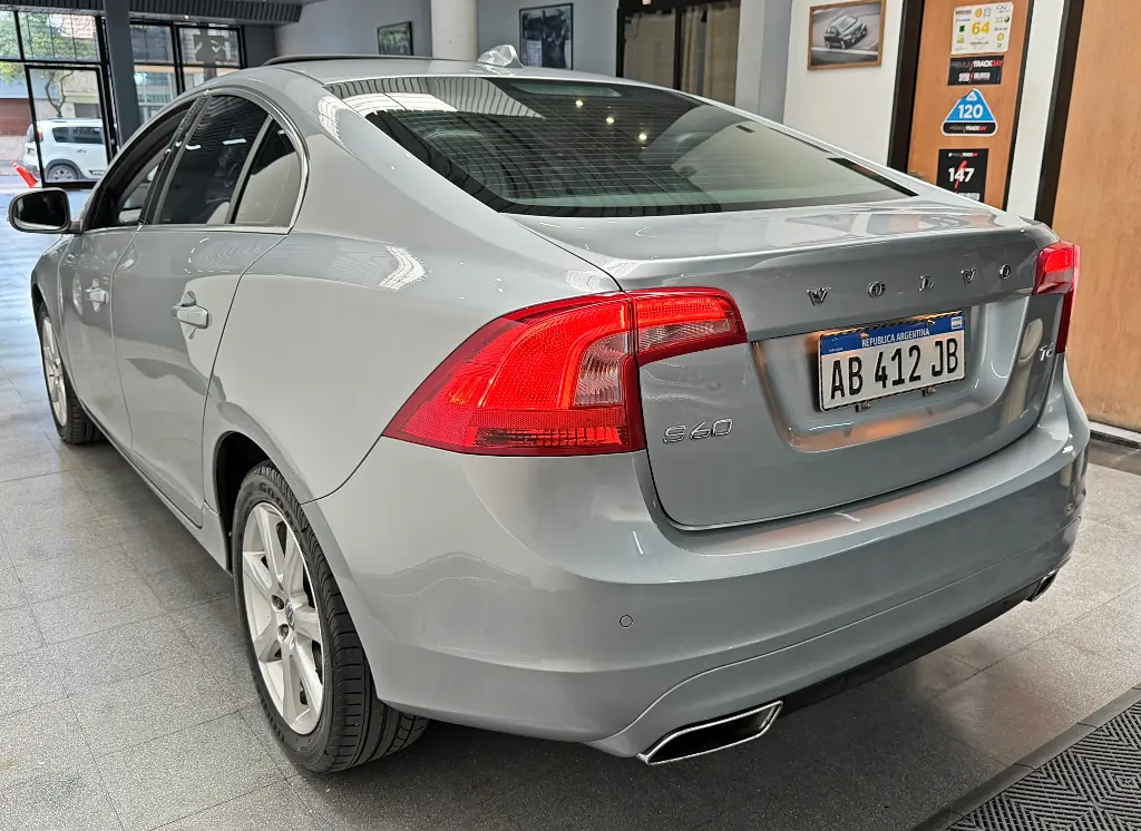 Mira esta publicación de Volvo S 60 2017 en Motordil