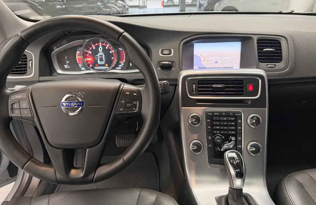 Mira esta publicación de Volvo S 60 2017 en Motordil