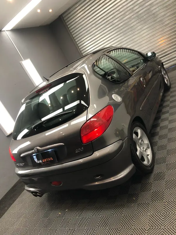 Mira esta publicación de Peugeot 206 2001 en Motordil