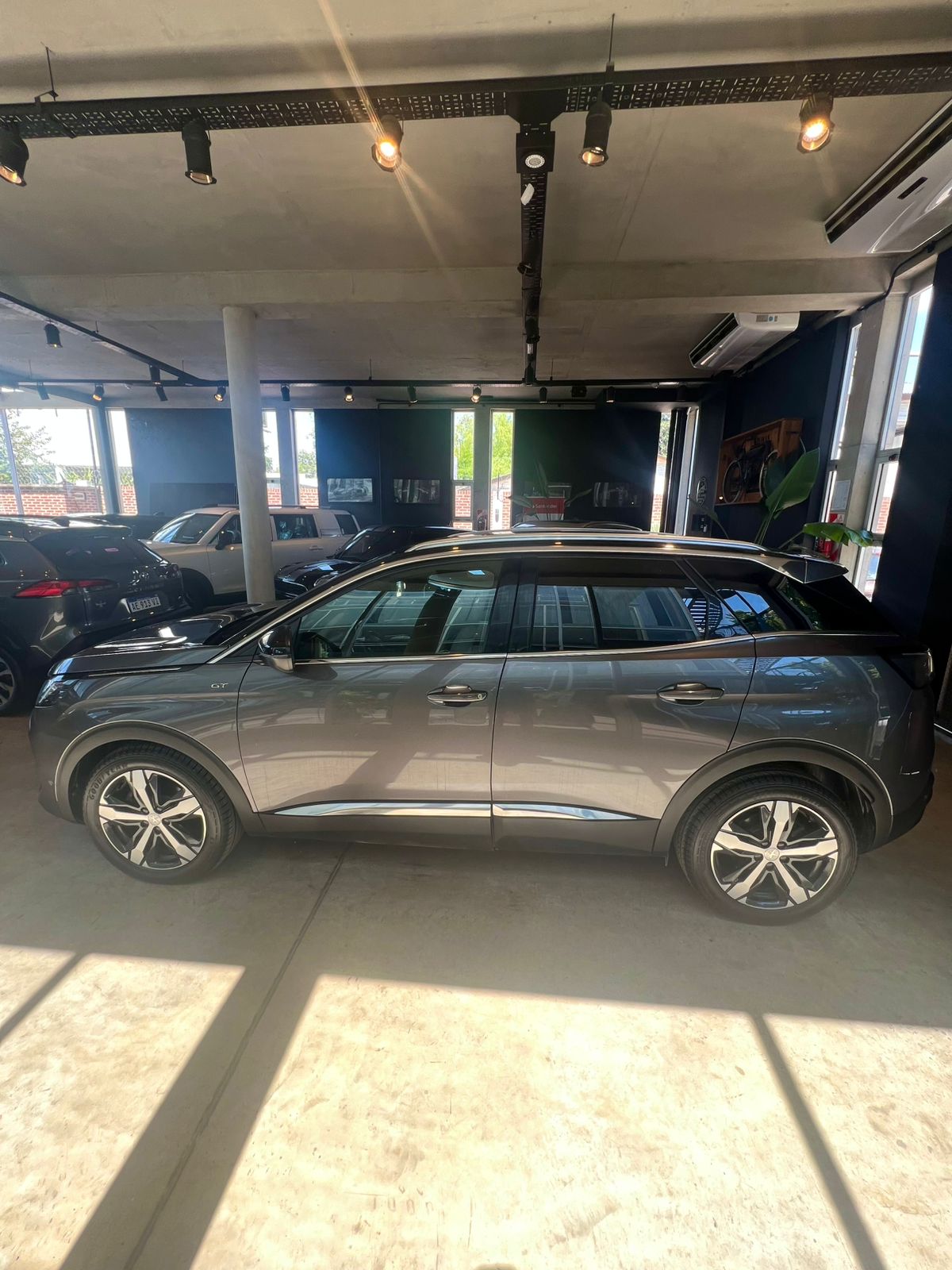 Mira esta publicación de Peugeot 3008 2023 en Motordil