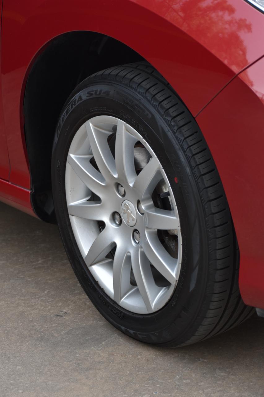 Mira esta publicación de Peugeot 308 2012 en Motordil