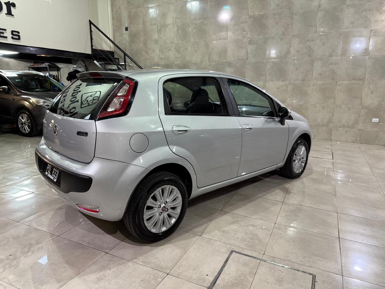 Mira esta publicación de Fiat Punto 2016 en Motordil