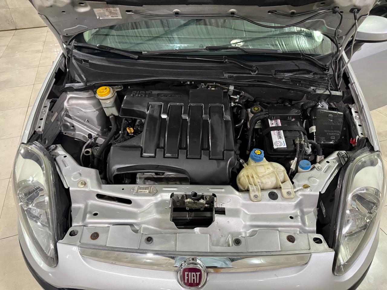 Mira esta publicación de Fiat Punto 2016 en Motordil