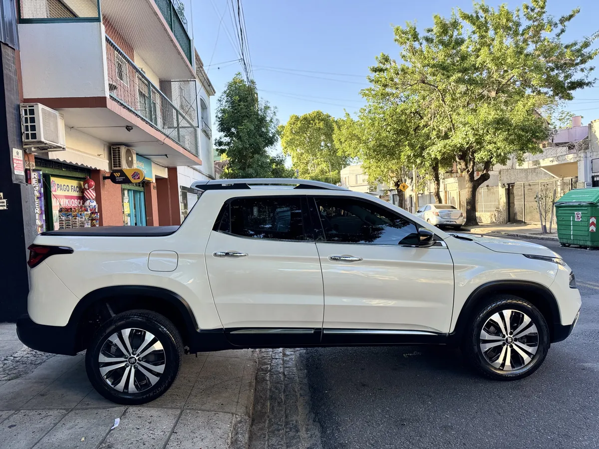 Mira esta publicación de Fiat Toro 2022 en Motordil