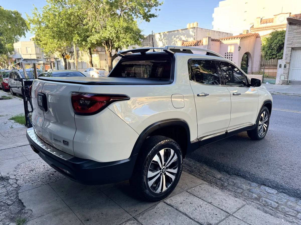 Mira esta publicación de Fiat Toro 2022 en Motordil