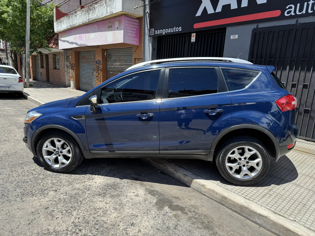 Mira esta publicación de Ford Kuga 2011 en Motordil