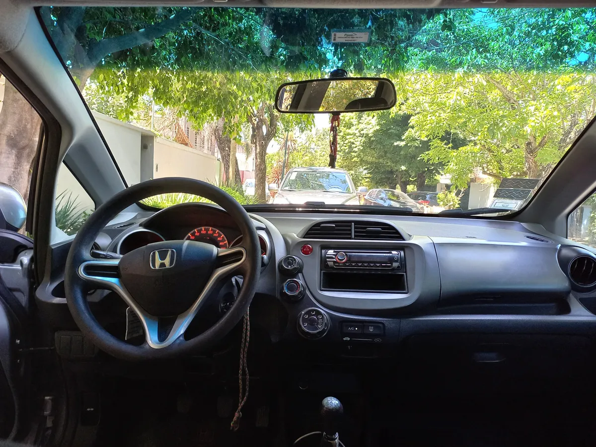 Mira esta publicación de Honda FIT 2009 en Motordil