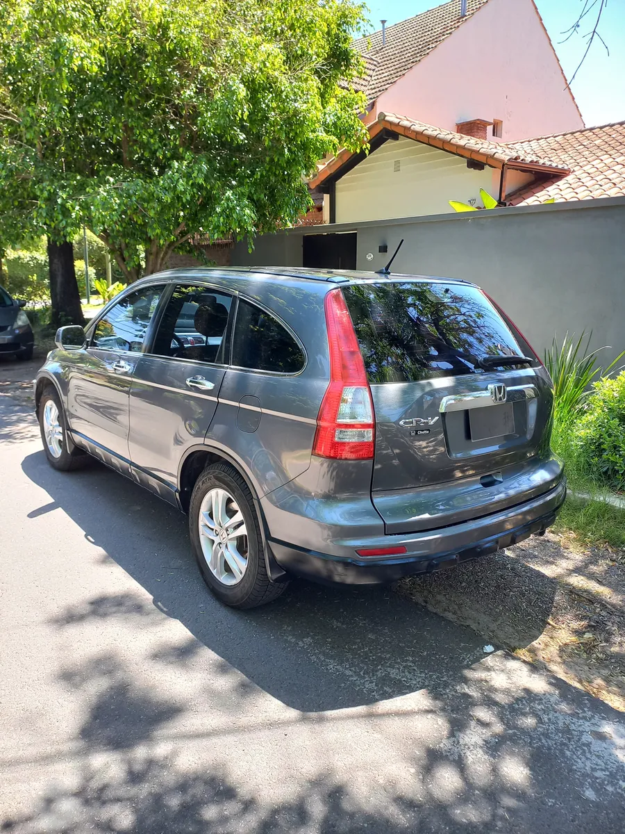 Mira esta publicación de Honda CRV 2010 en Motordil