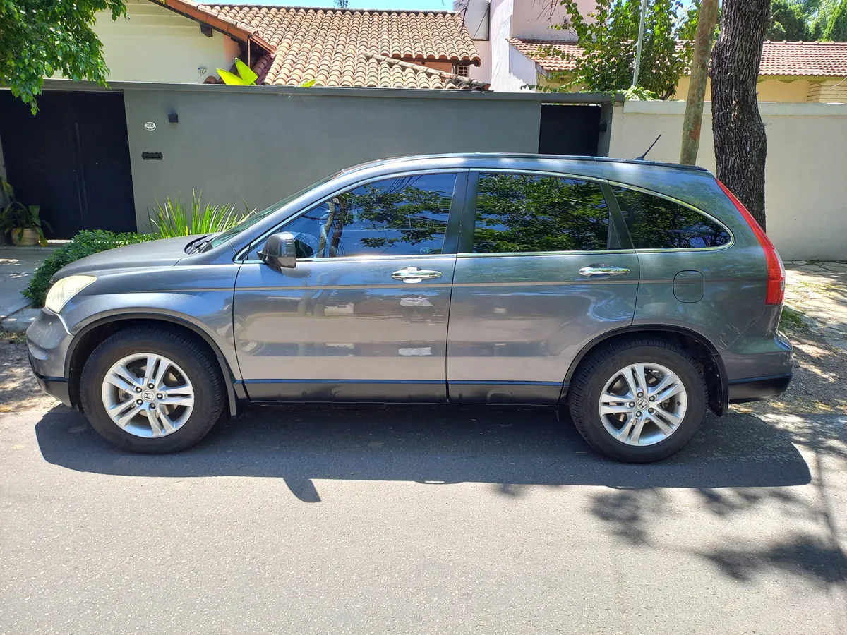 Mira esta publicación de Honda CRV 2010 en Motordil