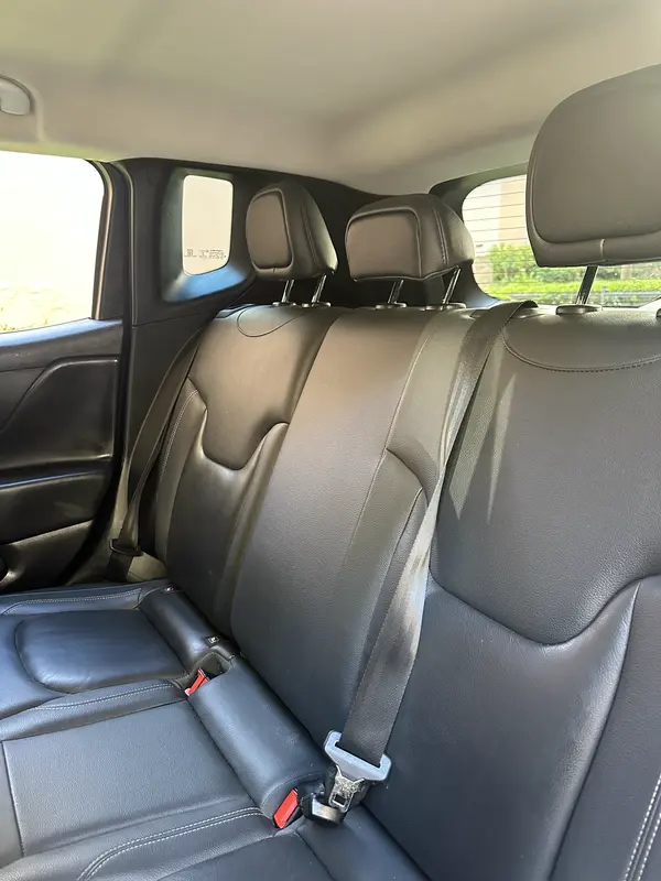 Mira esta publicación de Jeep Renegade 2018 en Motordil