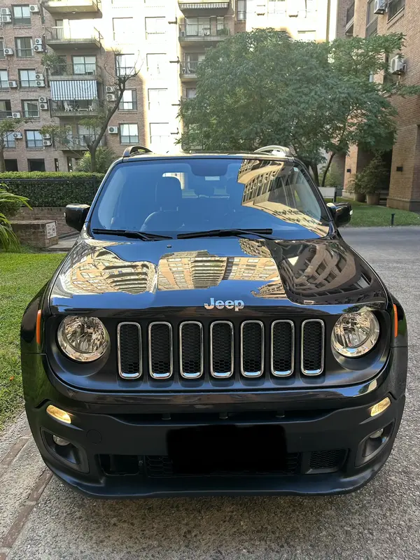Mirá esta publicación de Jeep Renegade