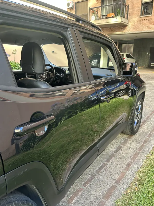 Mirá esta publicación de Jeep Renegade