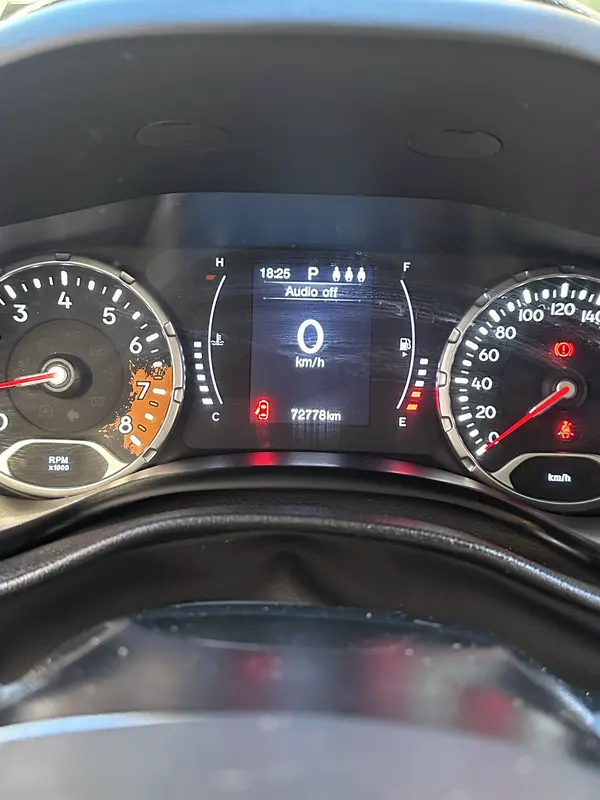 Mira esta publicación de Jeep Renegade 2018 en Motordil