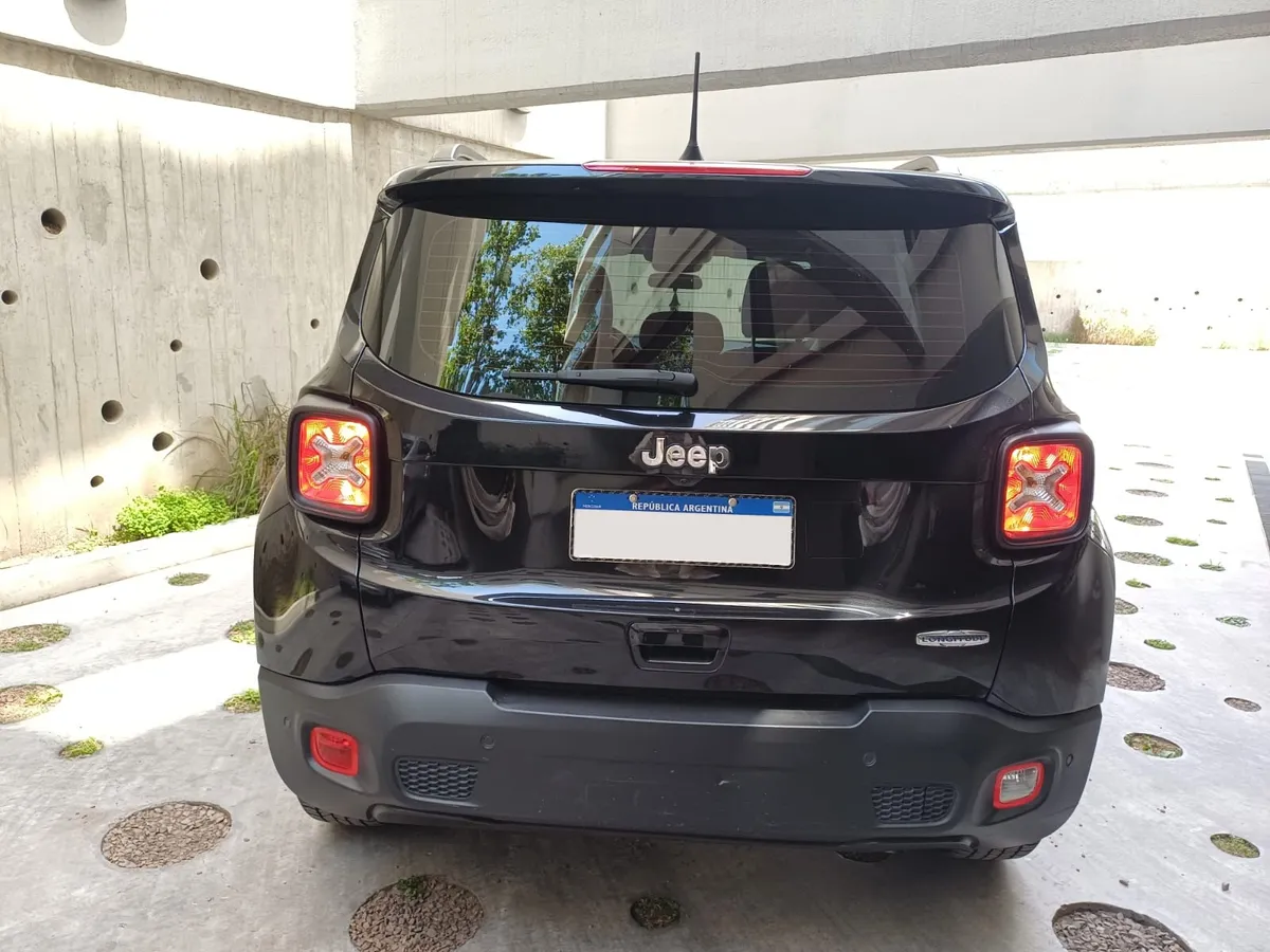 Mirá esta publicación de Jeep Renegade